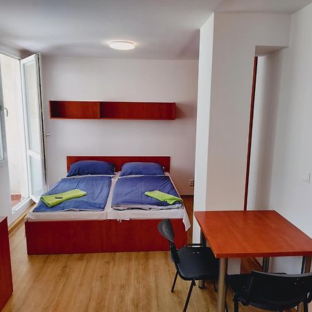 Hostel Blanice Prága Kültér fotó