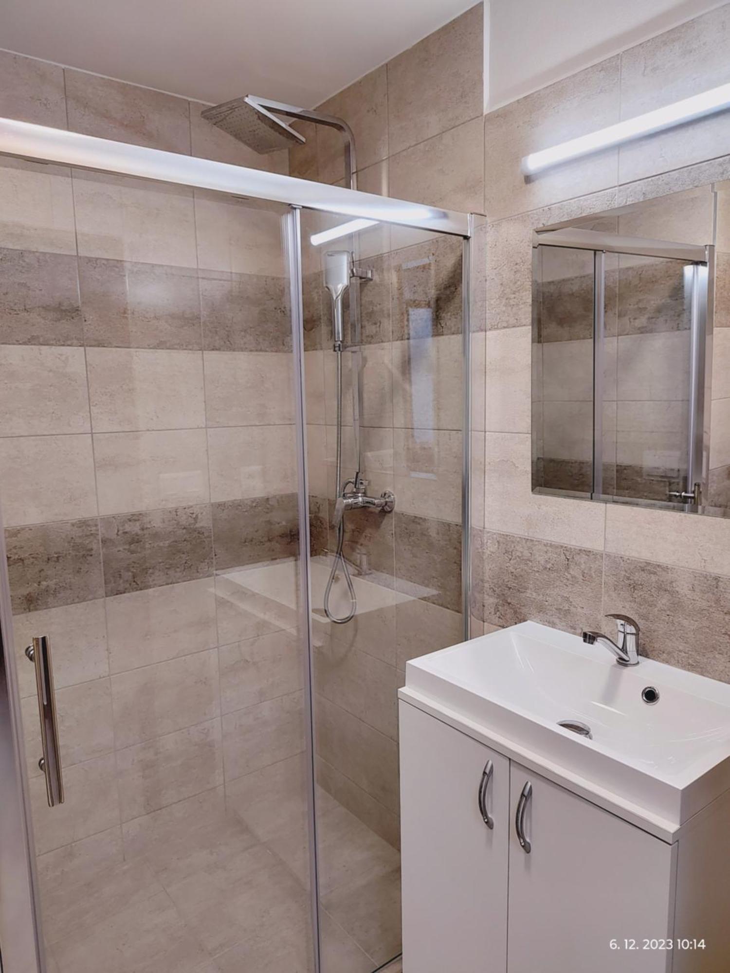 Hostel Blanice Prága Kültér fotó